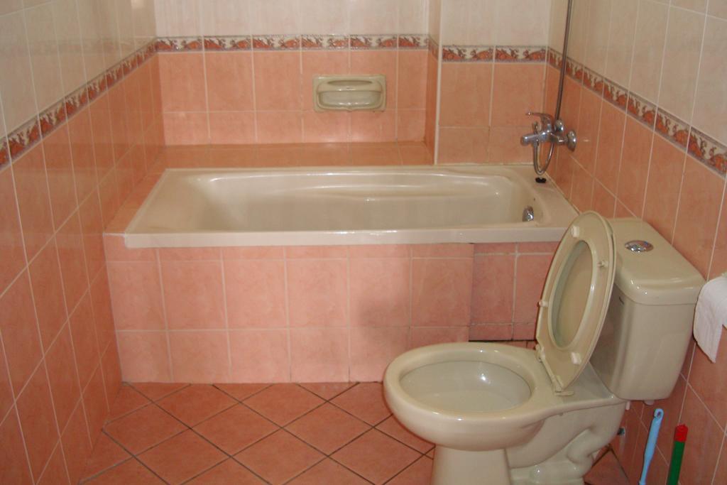 Dorcas Service Apartment - Marina Court Kota Kinabalu Chambre photo